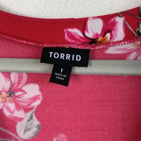 Torrid Studio Knit Pink Floral Faux Wrap Butterfly Flutter Sleeve Dress Plus 1 - Picture 4 of 10